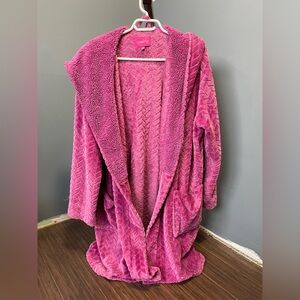 Plush Hooded Robe in Bright Pink